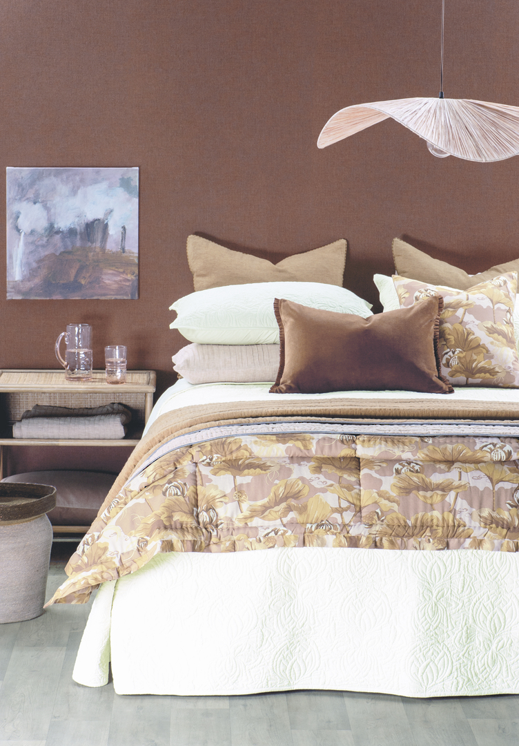 Bianca Lorenne - Fleur De L'Eau - Ivory Bedspread (Pillowcases and Eurocases Sold Separately) image 3